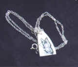 necklace.jpg (29106 bytes)
